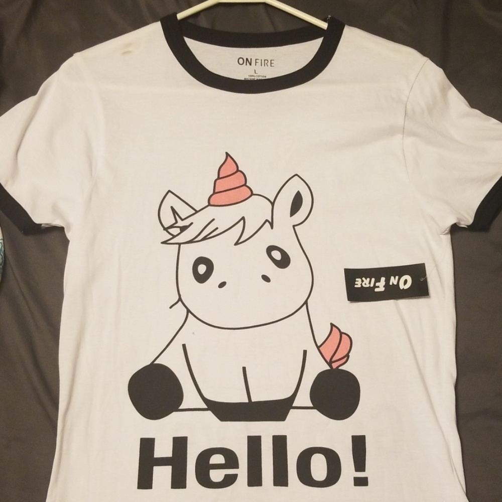 Junior's ringer tee